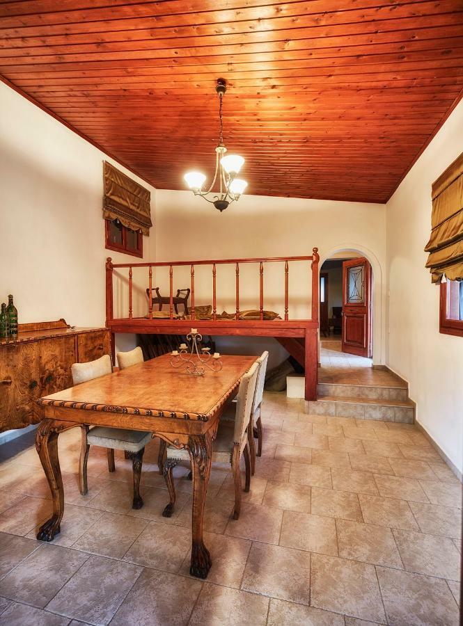 Dm Elegant And Charming Villa Finikiá Kültér fotó
